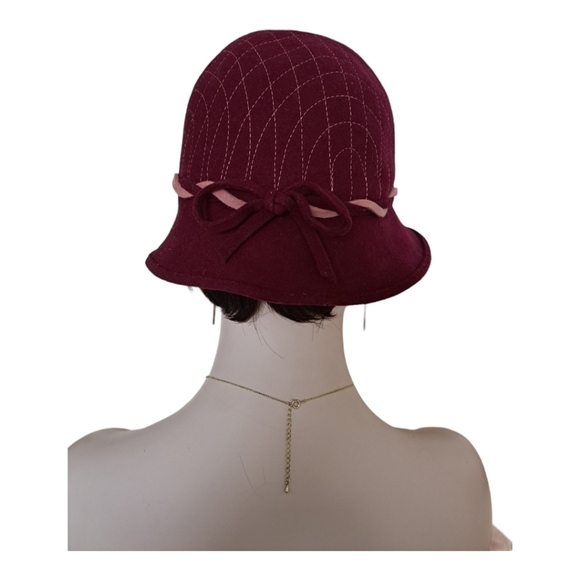Vintage wool hat Made in England Circumference approx 21.5" Burgundy and pink - Picture 10 of 16